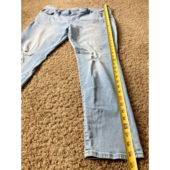 Old Navy Jeans Women's Size: 18 Low Rise Rockstar Super Skinny Light Blue Denim - Picture 5 of 14